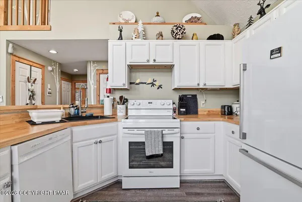 $535,000 | 111 High Mountain Lane, Tannersville, PA 18372