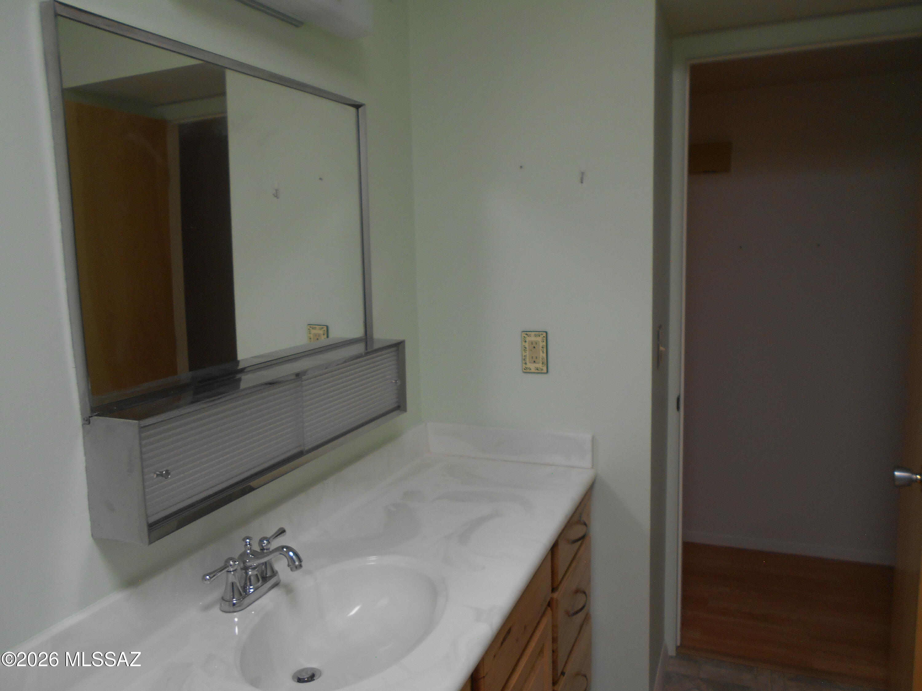894 South Post Road Benson, AZ 85602 - Photo 23 of 37