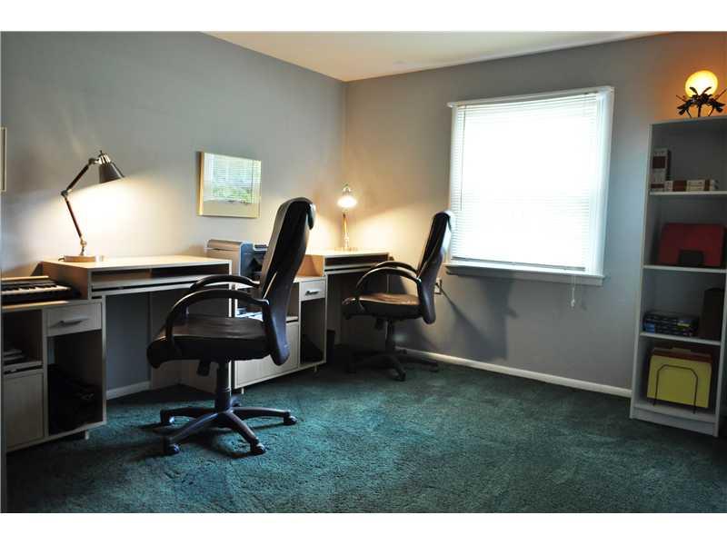 3245 Manning Road Indianapolis, IN 46228 - Photo 12 of 18 Gallery Image 12