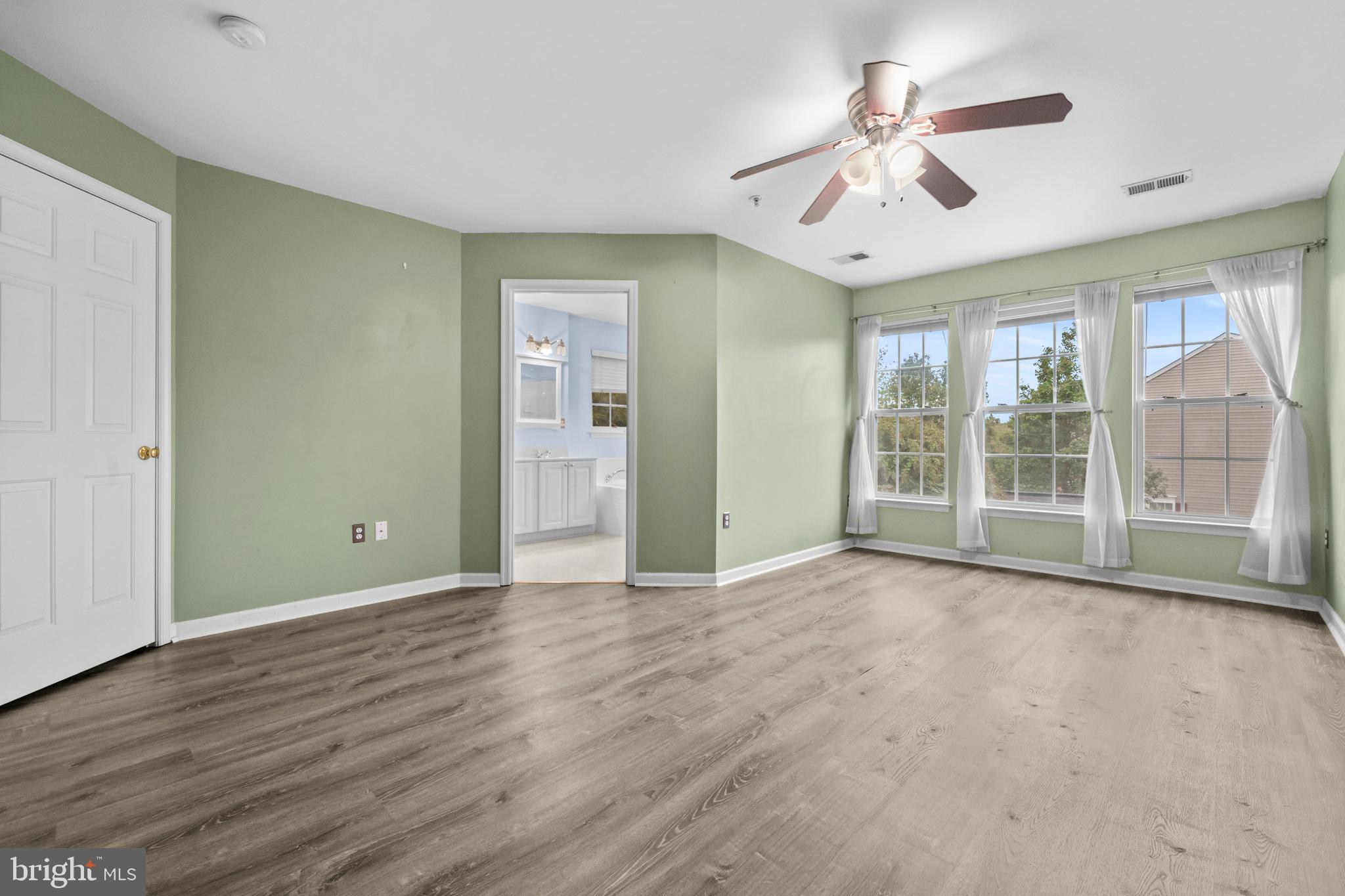 13800 Lullaby Road Germantown, MD 20874 - Photo 16 of 36 Gallery Image 16