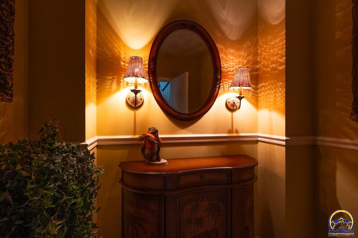 2824 Southwest Burlingame Road Topeka, KS 66611 - Photo 16 of 48