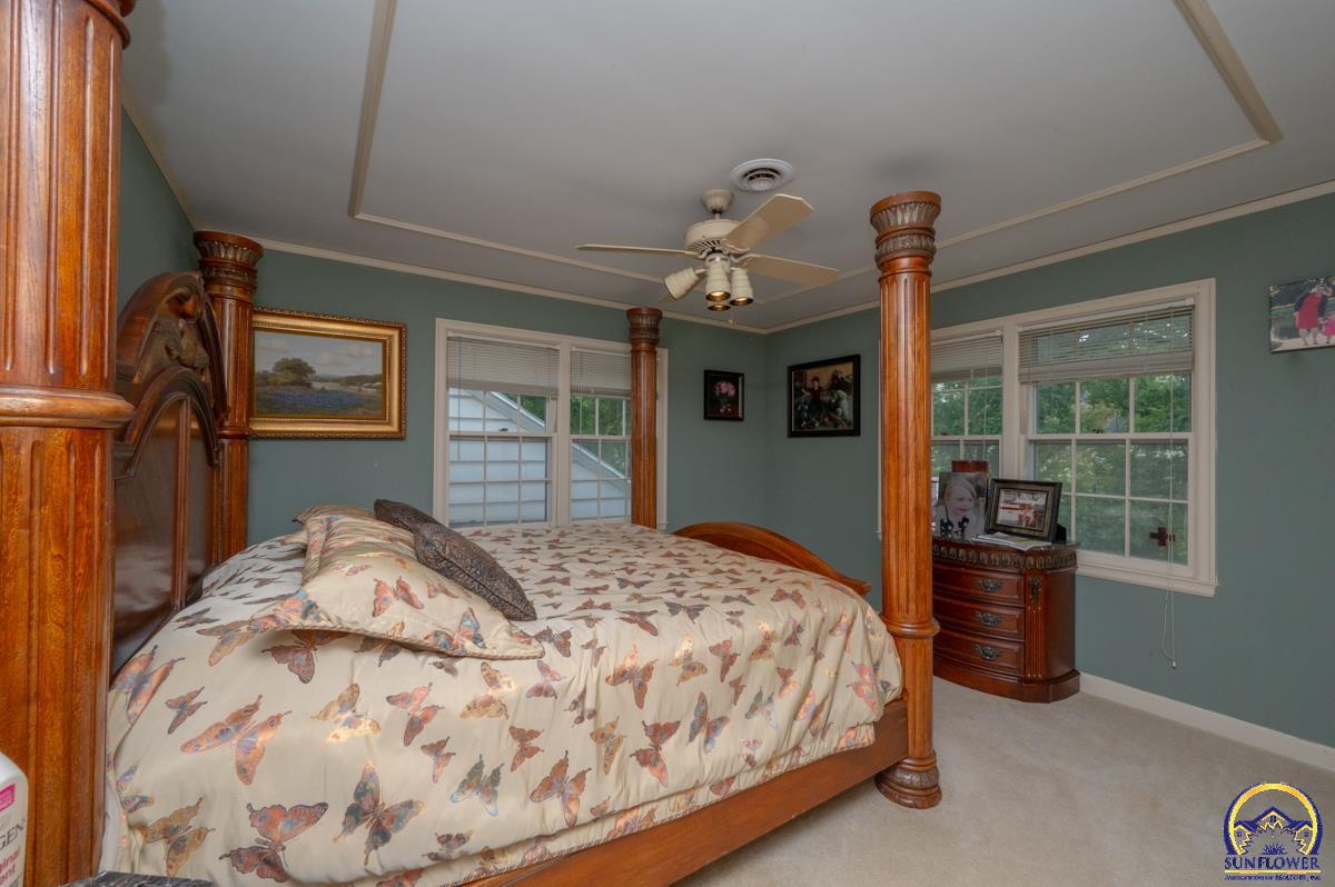 2824 Southwest Burlingame Road Topeka, KS 66611 - Photo 29 of 48