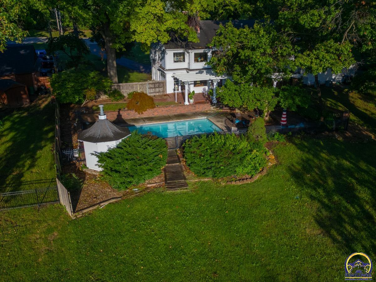 2824 Southwest Burlingame Road Topeka, KS 66611 - Photo 43 of 48