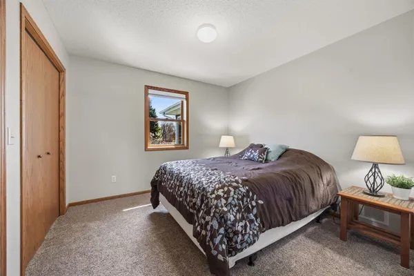$450,000 | 19388 Memory Circle, Hutchinson, MN 55350