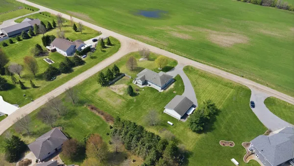 $450,000 | 19388 Memory Circle, Hutchinson, MN 55350