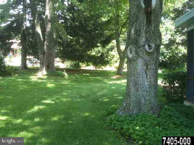 110 Scott Road York, PA 17403 - Photo 3 of 24 Gallery Image 3