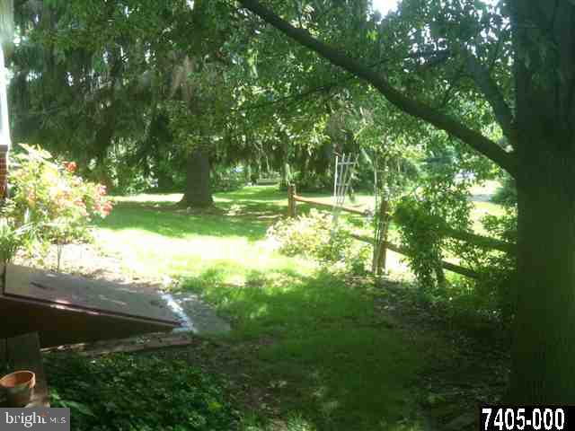 110 Scott Road York, PA 17403 - Photo 5 of 24 Gallery Image 5