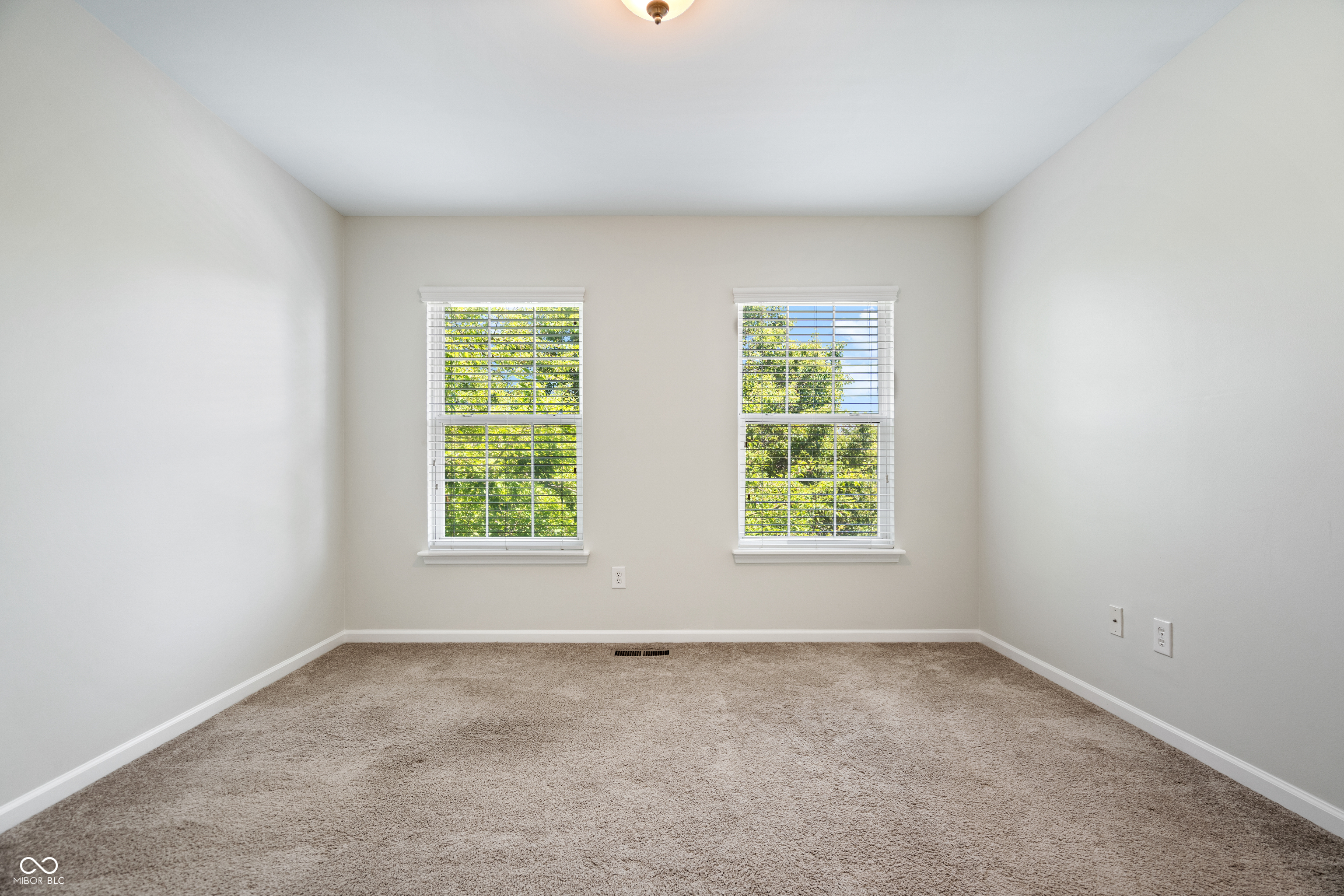 12044 Bird Key Boulevard Fishers, IN 46037 - Photo 26 of 41