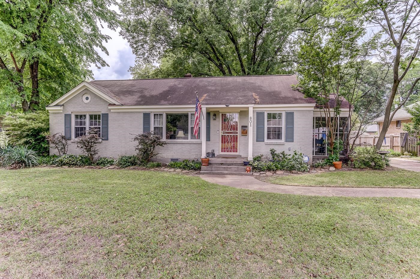 801 Moss Road Memphis, TN 38117 - Photo 1 of 28 Gallery Image 1
