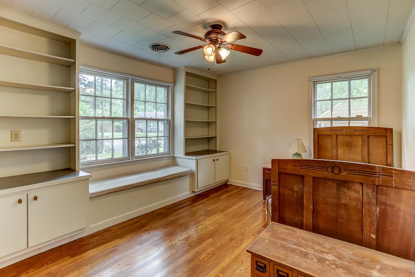 801 Moss Road Memphis, TN 38117 - Photo 15 of 28 Hardwood Floor
