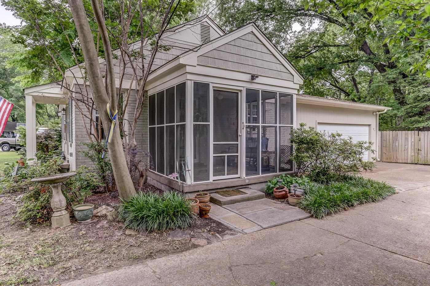 801 Moss Road Memphis, TN 38117 - Photo 2 of 28 Gallery Image 2