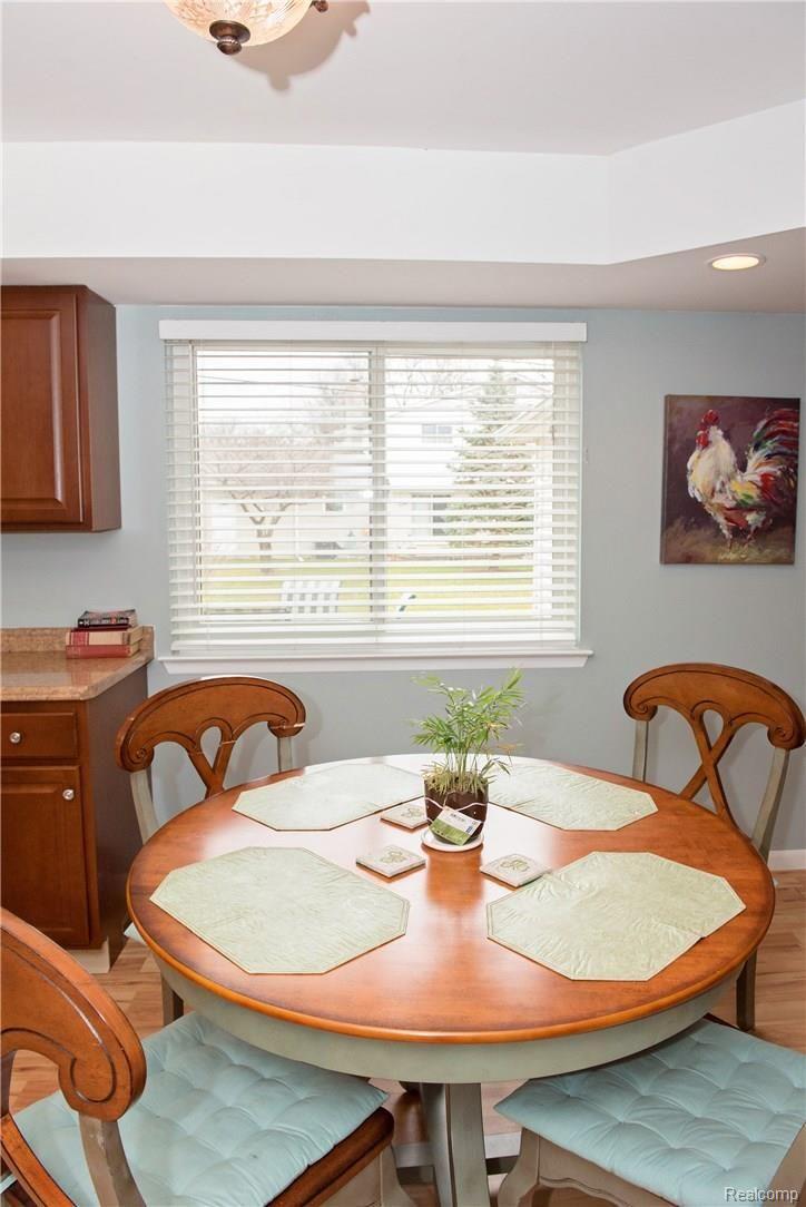 18360 Levan Road Livonia, MI 48152 - Photo 10 of 51 Levan10.jpg