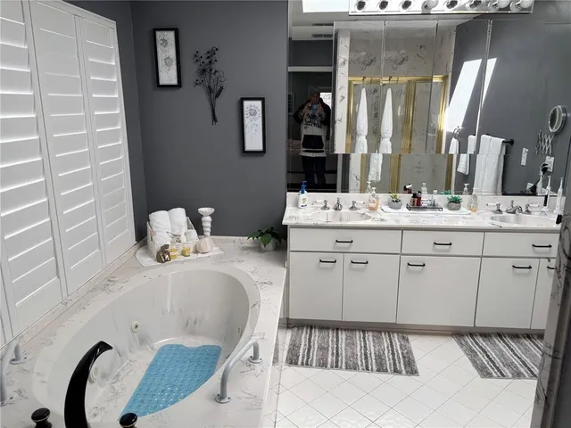 $725,000 | 1 Cloverdale Court South, Palm Coast, FL 32137