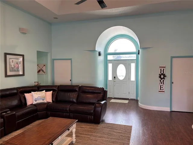 $725,000 | 1 Cloverdale Court South, Palm Coast, FL 32137