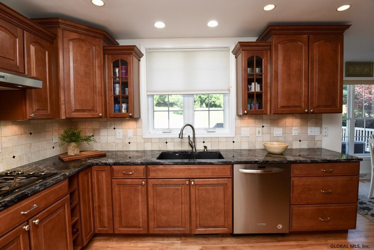 19 Danforth Road Halfmoon, NY 12118 - Photo 17 of 55 Photo 17