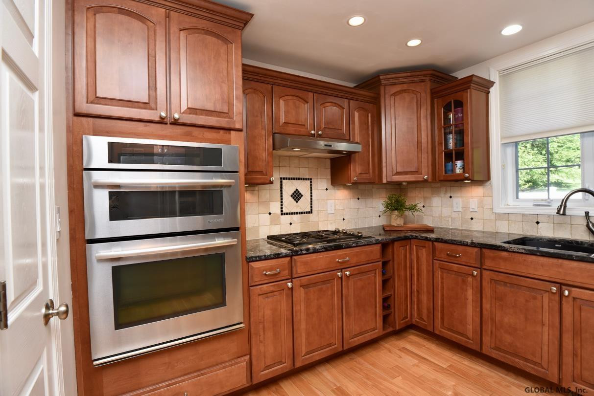 19 Danforth Road Halfmoon, NY 12118 - Photo 18 of 55 Photo 18