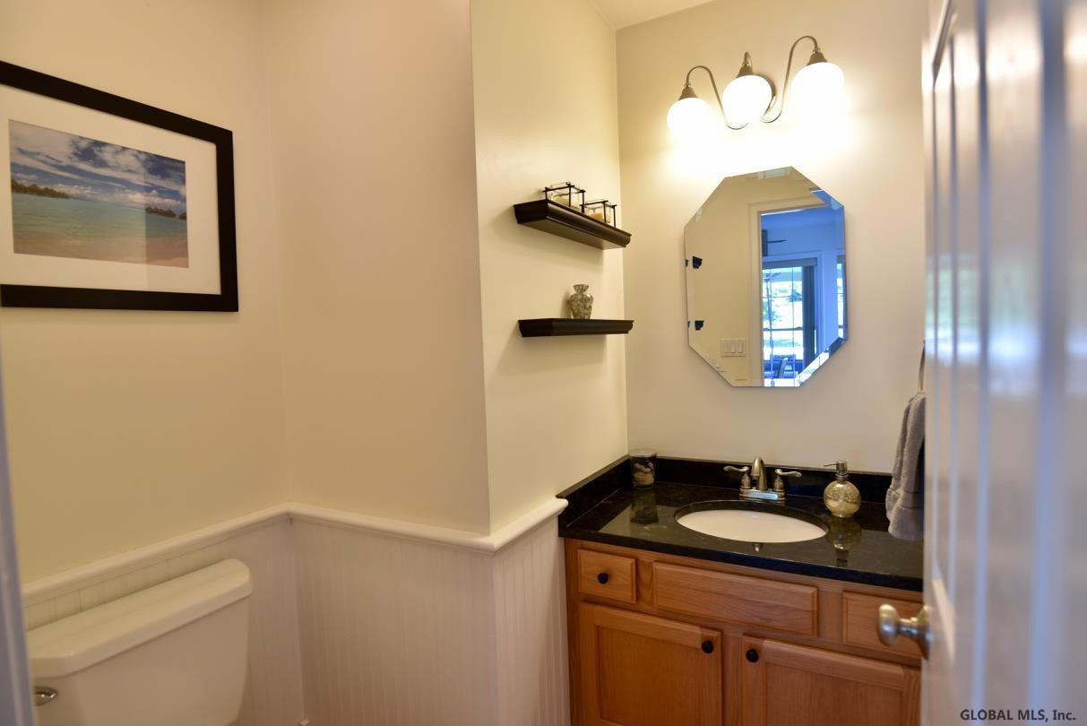 19 Danforth Road Halfmoon, NY 12118 - Photo 25 of 55 Photo 25