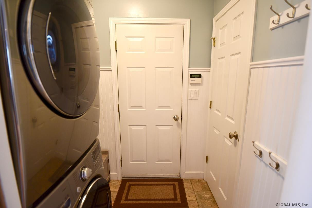 19 Danforth Road Halfmoon, NY 12118 - Photo 26 of 55 Photo 26