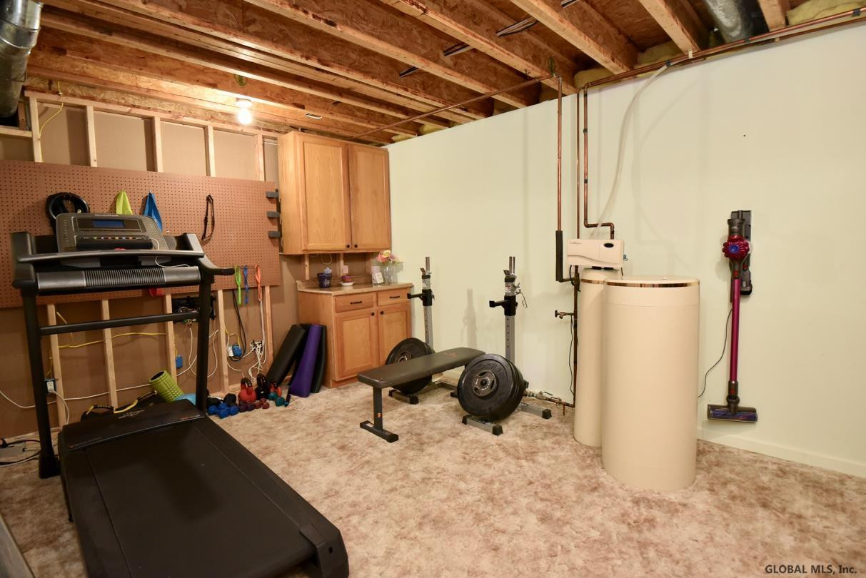 19 Danforth Road Halfmoon, NY 12118 - Photo 42 of 55 Photo 42