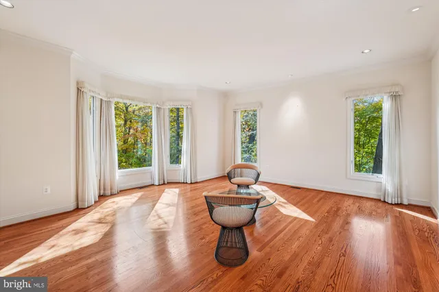 an empty room with an window