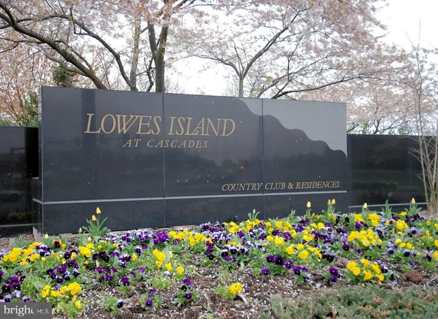 $1,795,000 | 308 Sinegar Place, Sterling, VA 20165