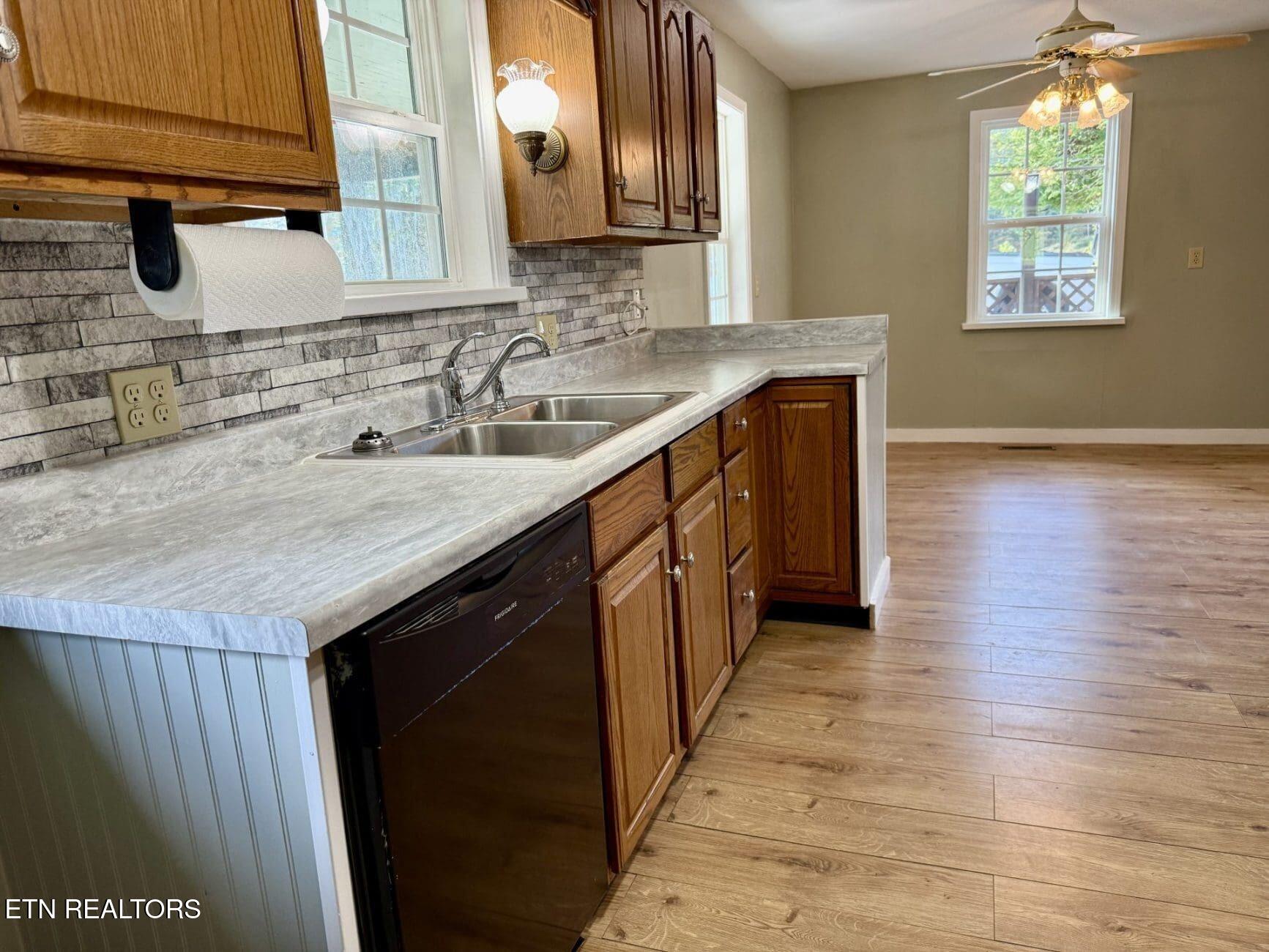 1475 Taylor Place Road Jamestown, TN 38556 - Photo 9 of 14 34-63-scaled