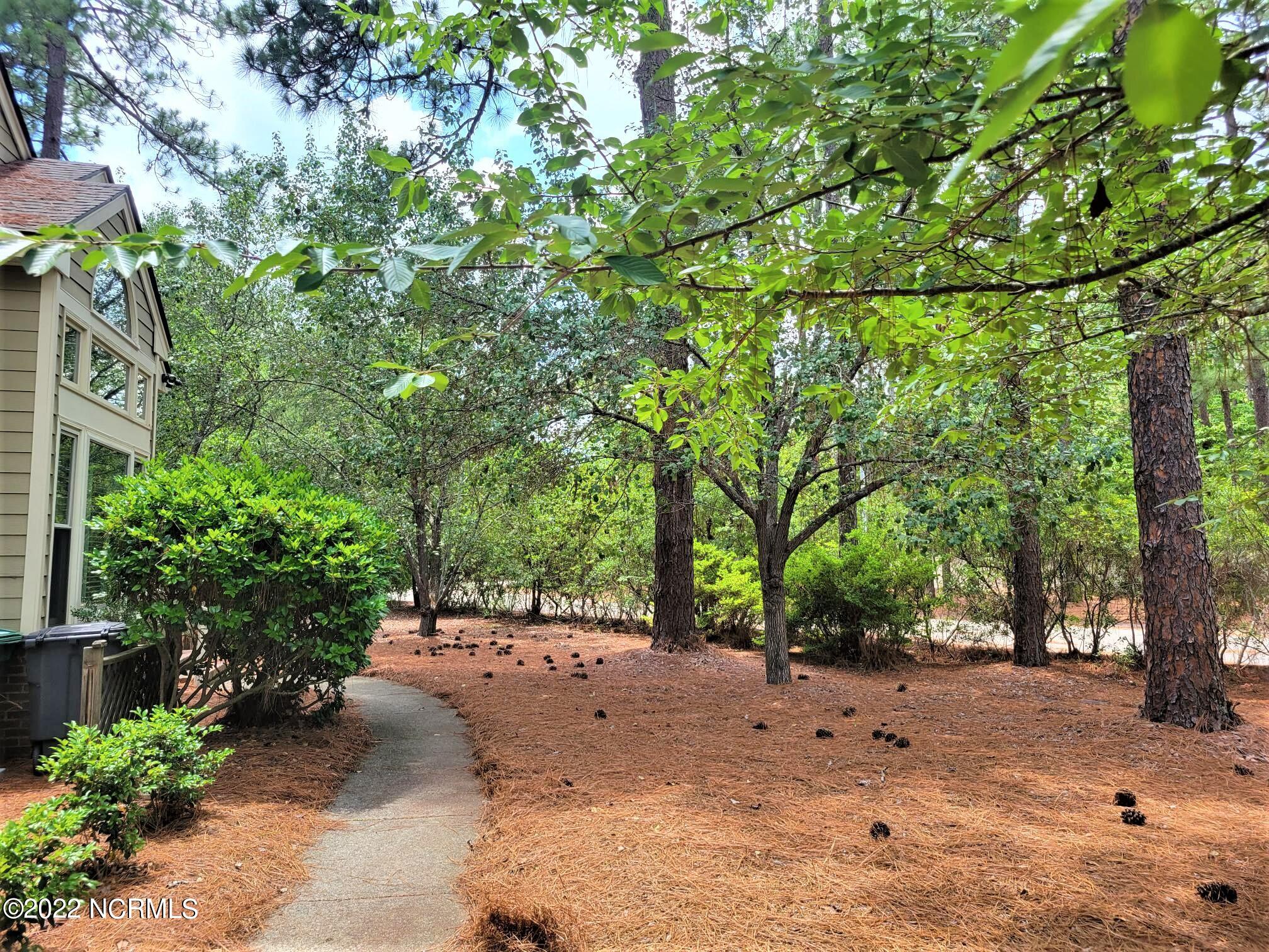 301 Hampton Drive Pinehurst, NC 28374 - Photo 4 of 49 20220708_135901