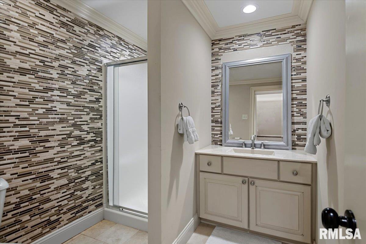 2006 South Wiggins Avenue Springfield, IL 62704 - Photo 38 of 43 Gallery Image 38