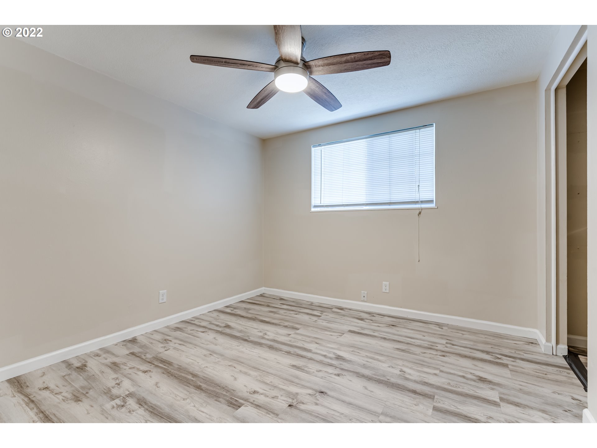 2327 Don Street Springfield, OR 97477 - Photo 22 of 31 Bedroom
