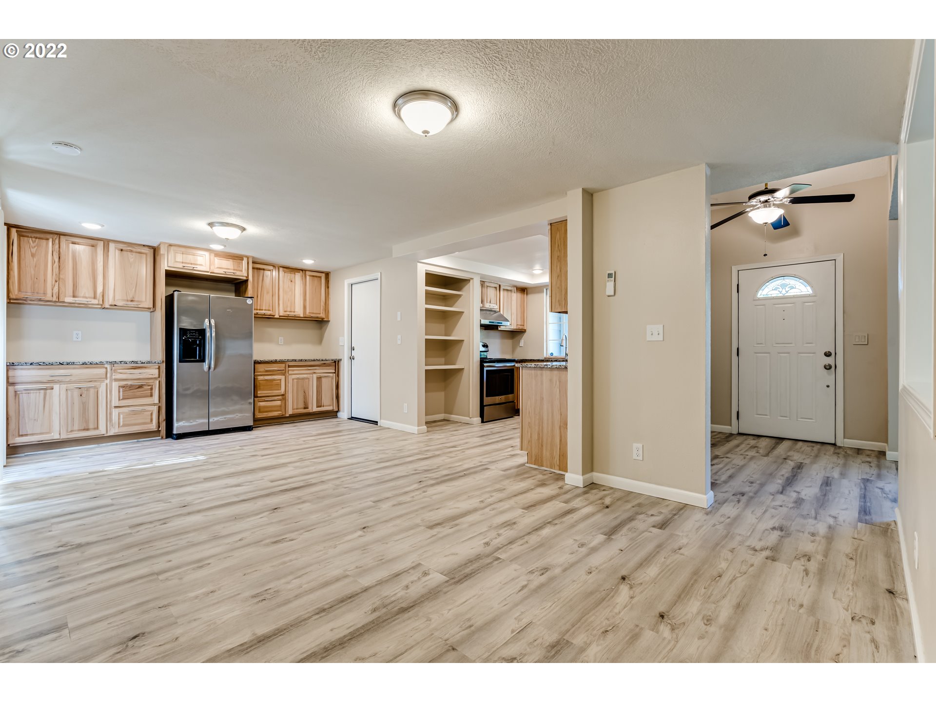 2327 Don Street Springfield, OR 97477 - Photo 10 of 31 Kitchen/Dining Room