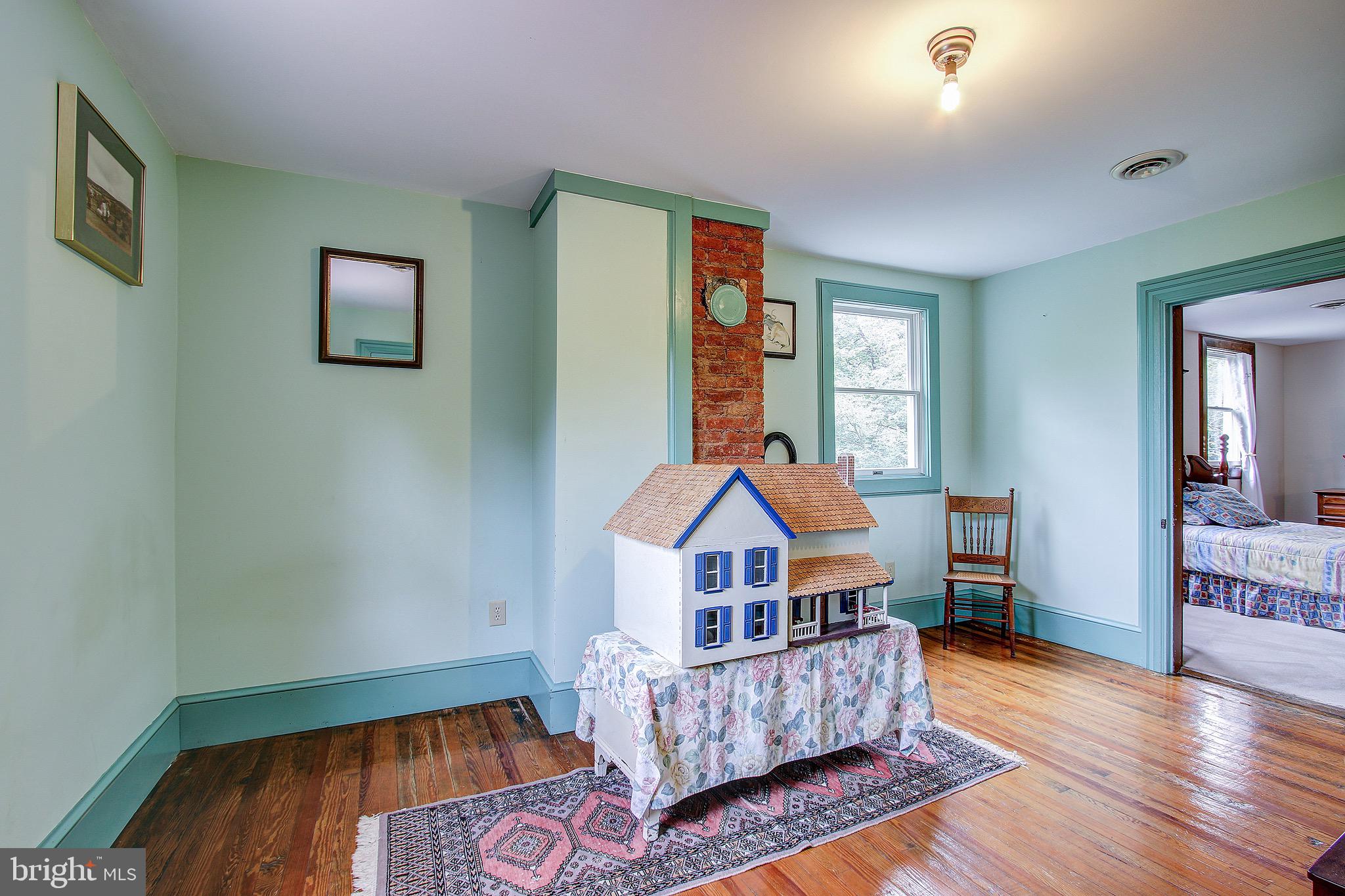 22611 Old Hundred Road Barnesville, MD 20838 - Photo 45 of 68 Bedroom 2