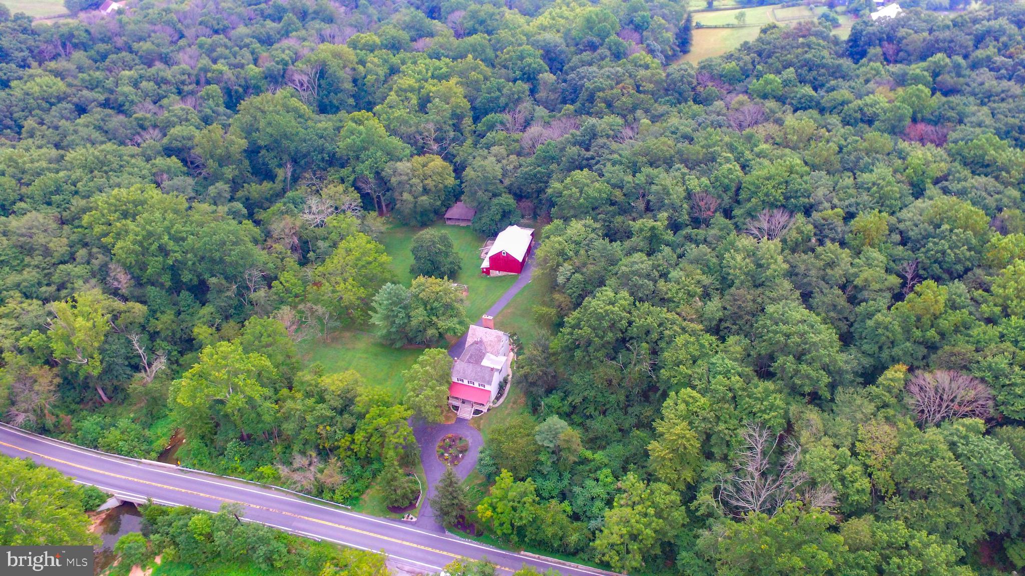 22611 Old Hundred Road Barnesville, MD 20838 - Photo 10 of 68 You need to live here!