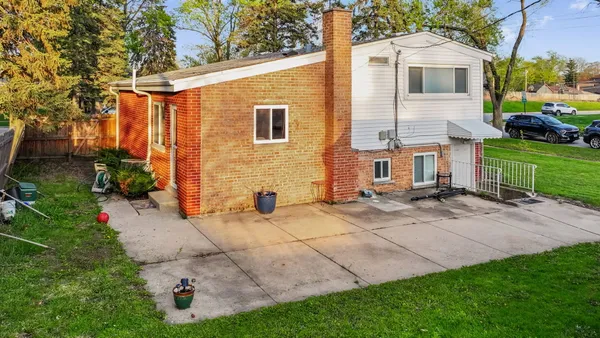 $457,000 | 3N210 Wilson Street, Elmhurst, IL 60126