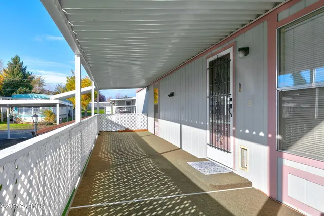 $68,000 | 8301 Tieton Drive, Unit 40, Yakima, WA 98908