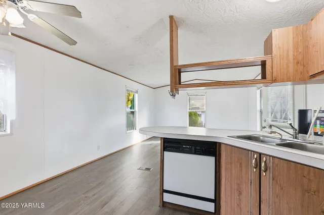 $68,000 | 8301 Tieton Drive, Unit 40, Yakima, WA 98908