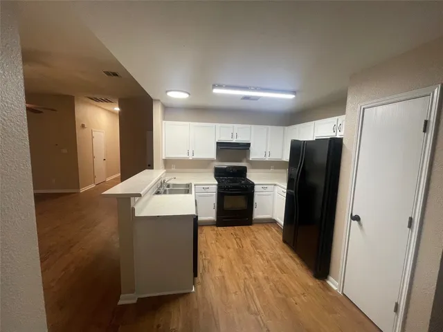 $2,000 | 326 Katy Crossing, Georgetown, TX 78626