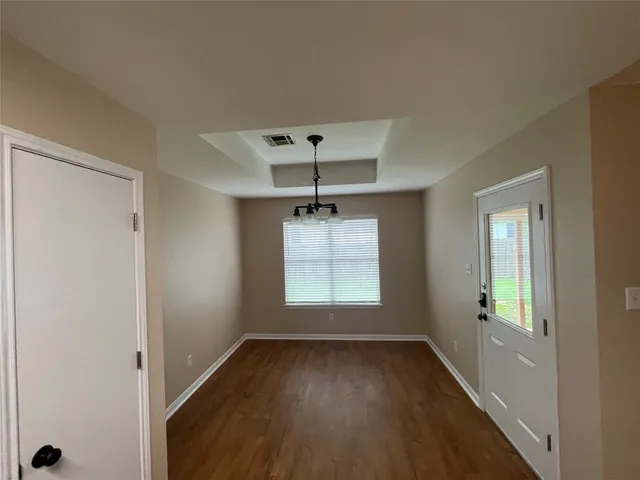 $2,000 | 326 Katy Crossing, Georgetown, TX 78626