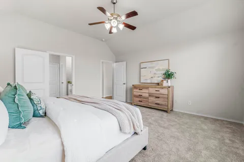 $395,000 | 2707 Oak Pass Court, Conroe, TX 77385