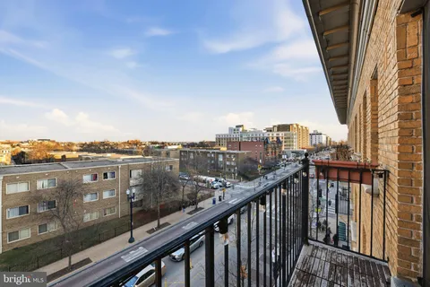 $349,000 | 1401 Columbia Road Northwest, Unit 414, Washington, DC 20009