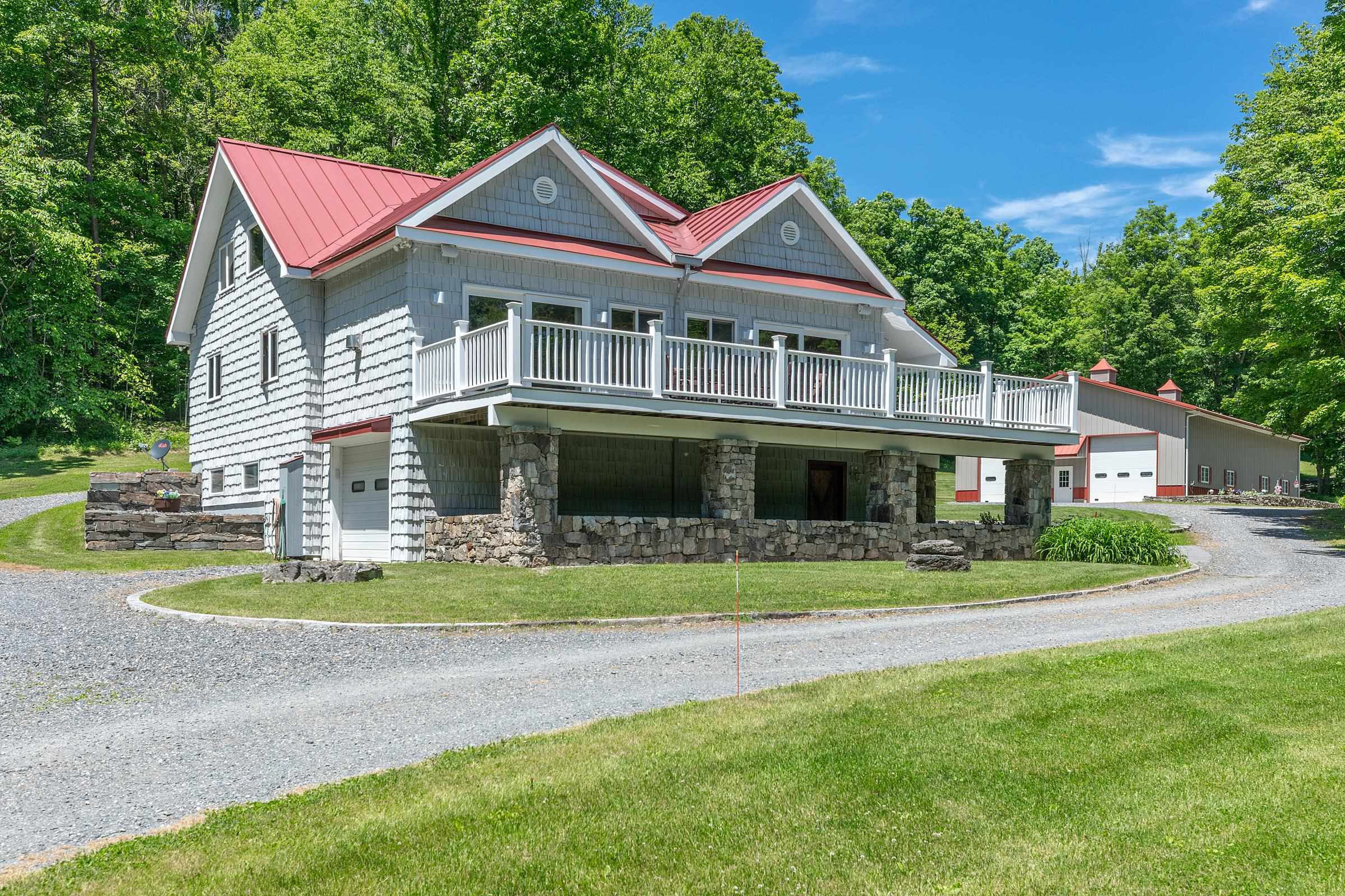 99 Hollys Way Rupert, VT 05775 - Photo 2 of 33