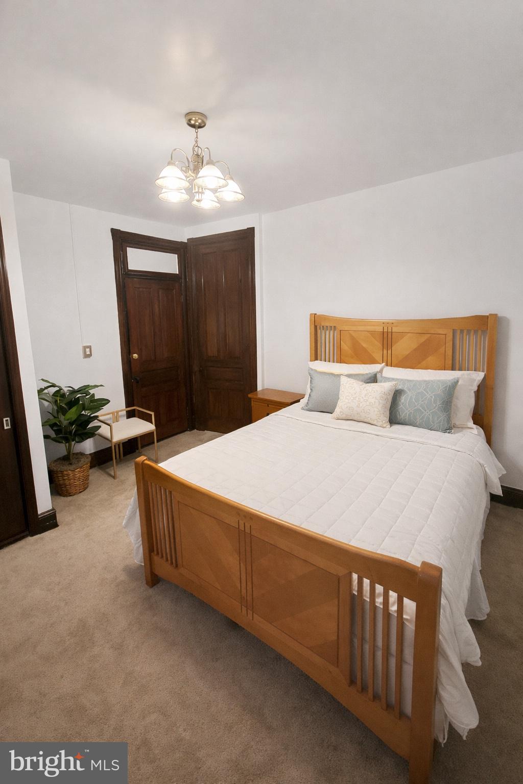 1122 Columbia Road Northwest Washington, DC 20009 - Photo 19 of 42 Second level bedroom no. 2
