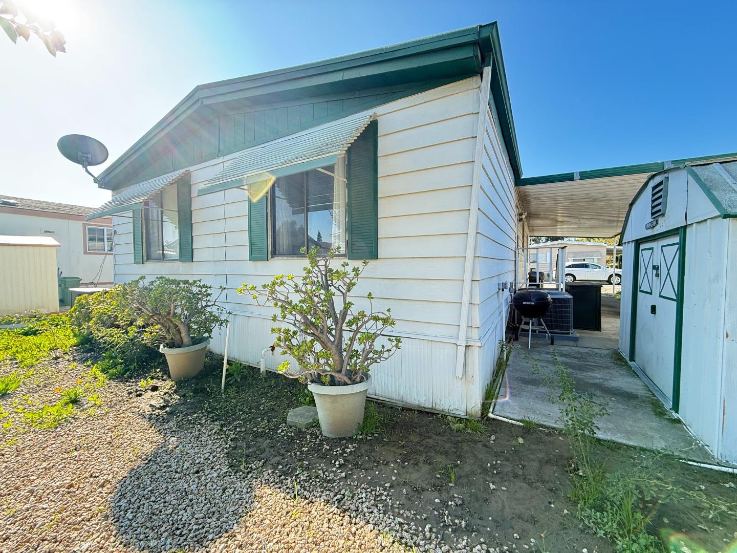 5450 Monterey Road, Unit 143 San Jose, CA 95111 - Photo 2 of 21 a house view with a outdoor space