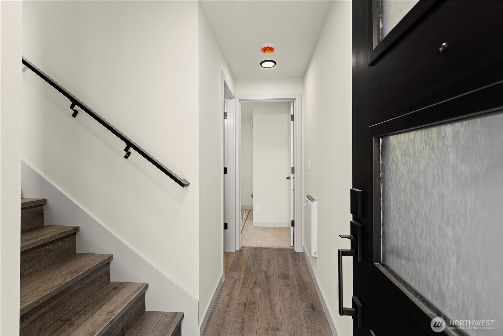 922 North 35th Street Seattle, WA 98103 - Photo 4 of 25 Gallery Image 4