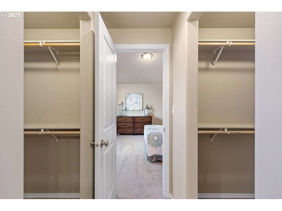 5056 Squirrel Street Springfield, OR 97478 - Photo 10 of 13 Gallery Image 10