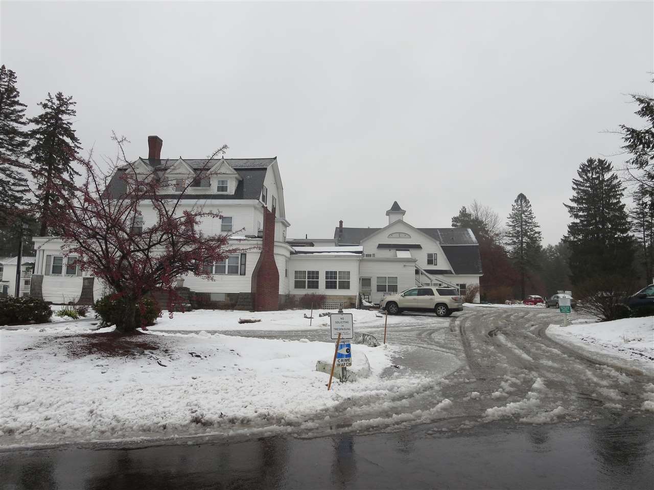 661 Corning Road Manchester, NH 03109 - Photo 3 of 8