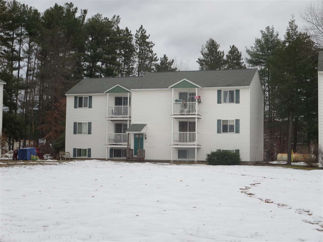 661 Corning Road Manchester, NH 03109 - Photo 7 of 8