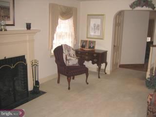 409 Centre Street Haddonfield, NJ 08033 - Photo 3 of 6 Gallery Image 3