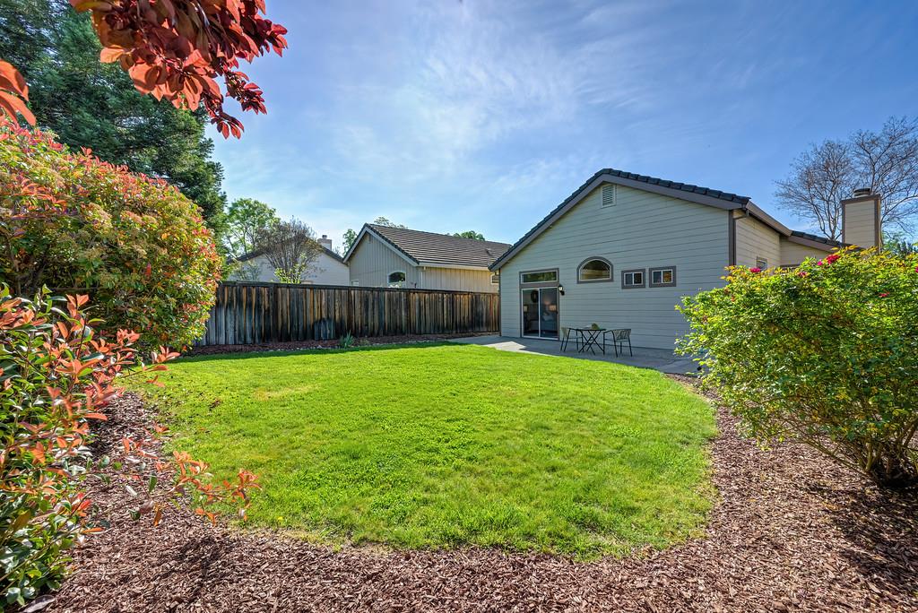 225 Rochelle Court Roseville, CA 95661 - Photo 13 of 40