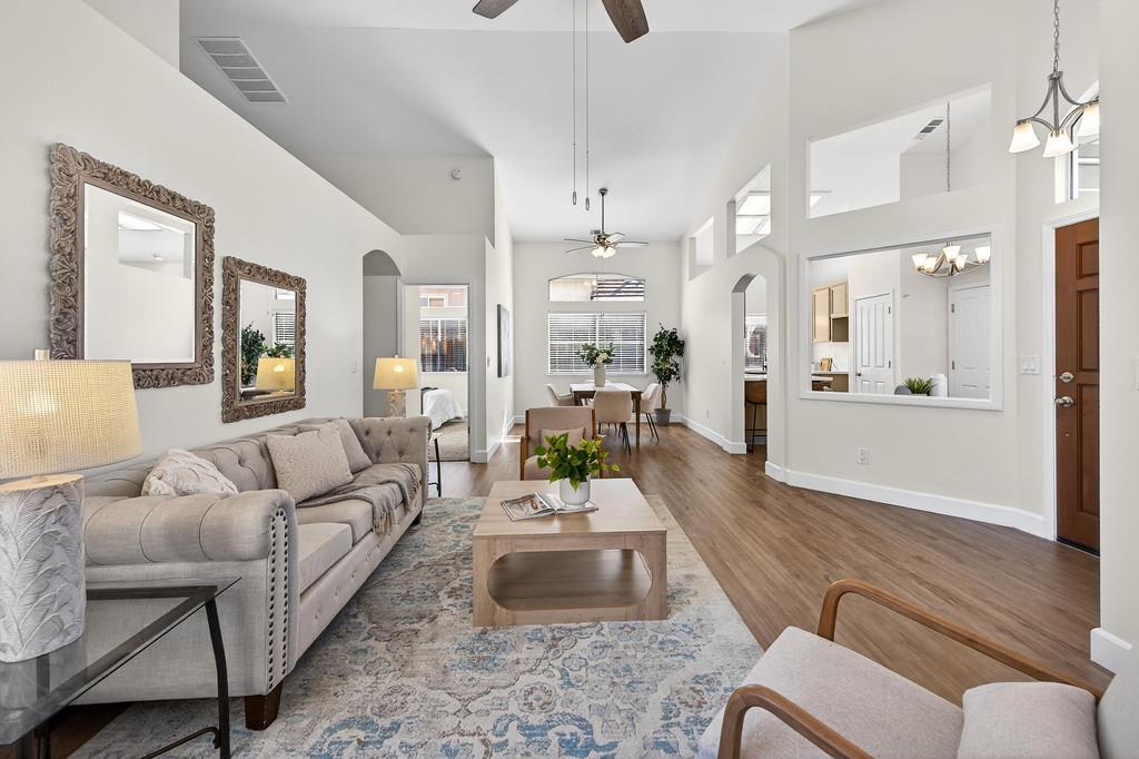 225 Rochelle Court Roseville, CA 95661 - Photo 8 of 40