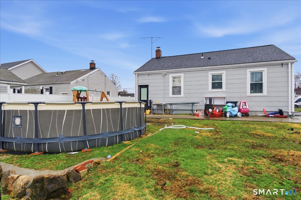 646 Merritt Street Bridgeport, CT 06606 - Photo 14 of 15